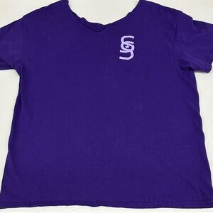 Purple shoulder shirt